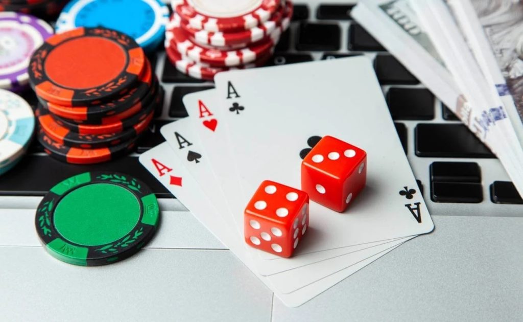 The Evolution of Online Casino Games: From Flash to Live Dealers